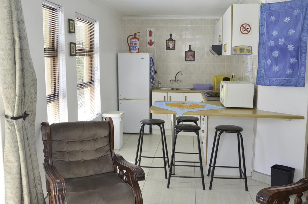 Bed and Breakfast De Helling Self Catering Бракенфелл Экстерьер фото